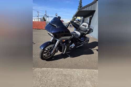 2019 Harley-Davidson ROAD GLIDE ULTRA in hubbard OR