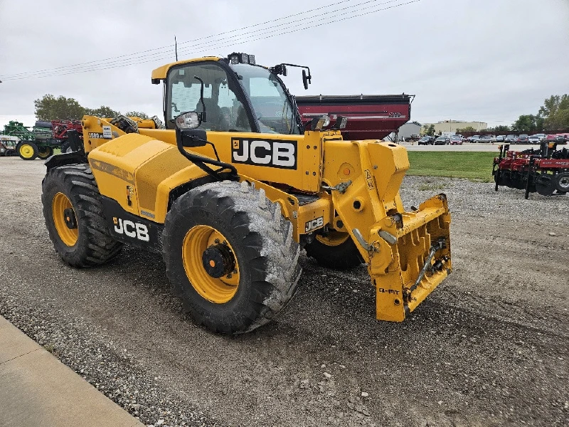 2023 JCB 560-80 Agri