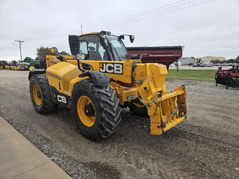 2023 JCB 560-80 Agri
