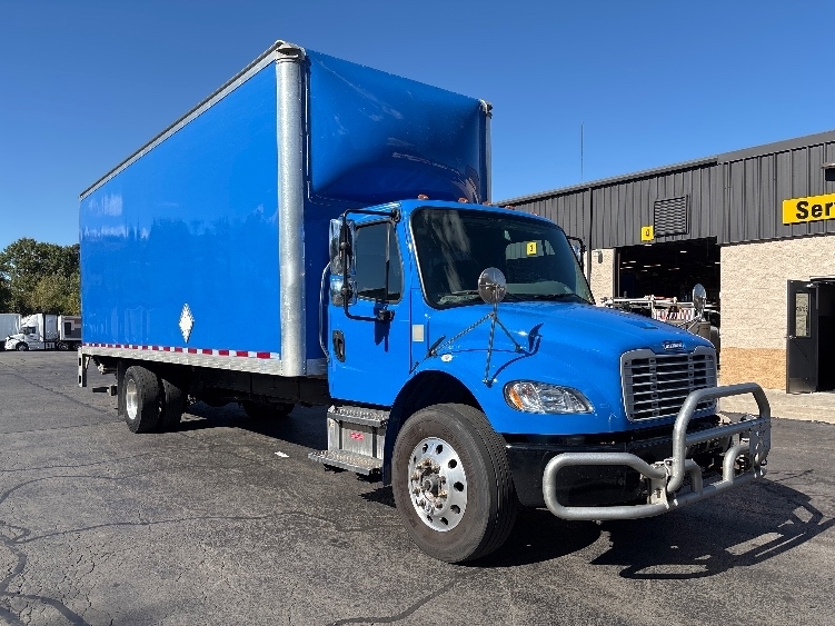 2022 FREIGHTLINER BUSINESS CLASS M2 106 in Jessup, PA