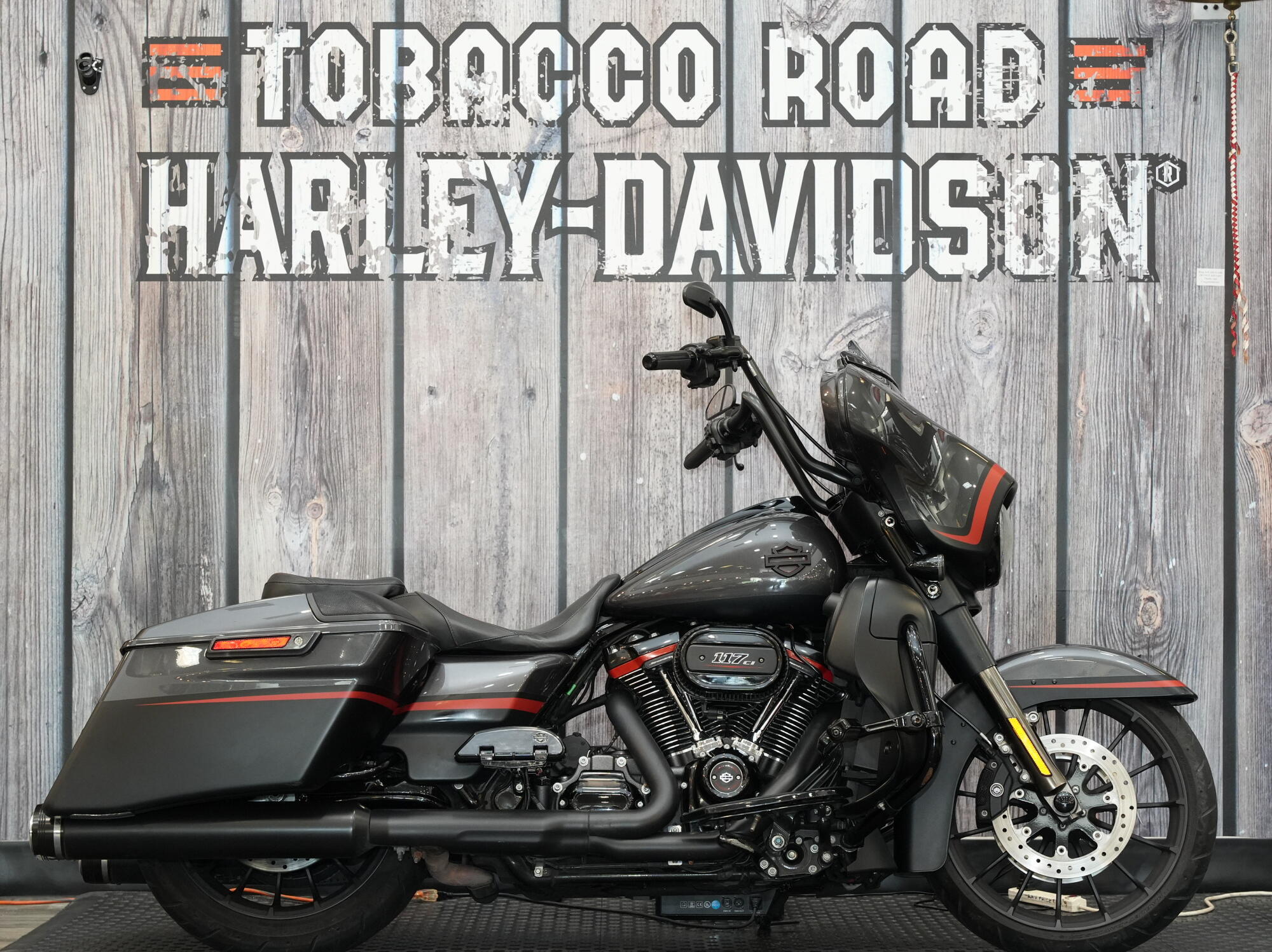 2018 Harley-Davidson CVO Street Glide CVO in Raleigh, NC