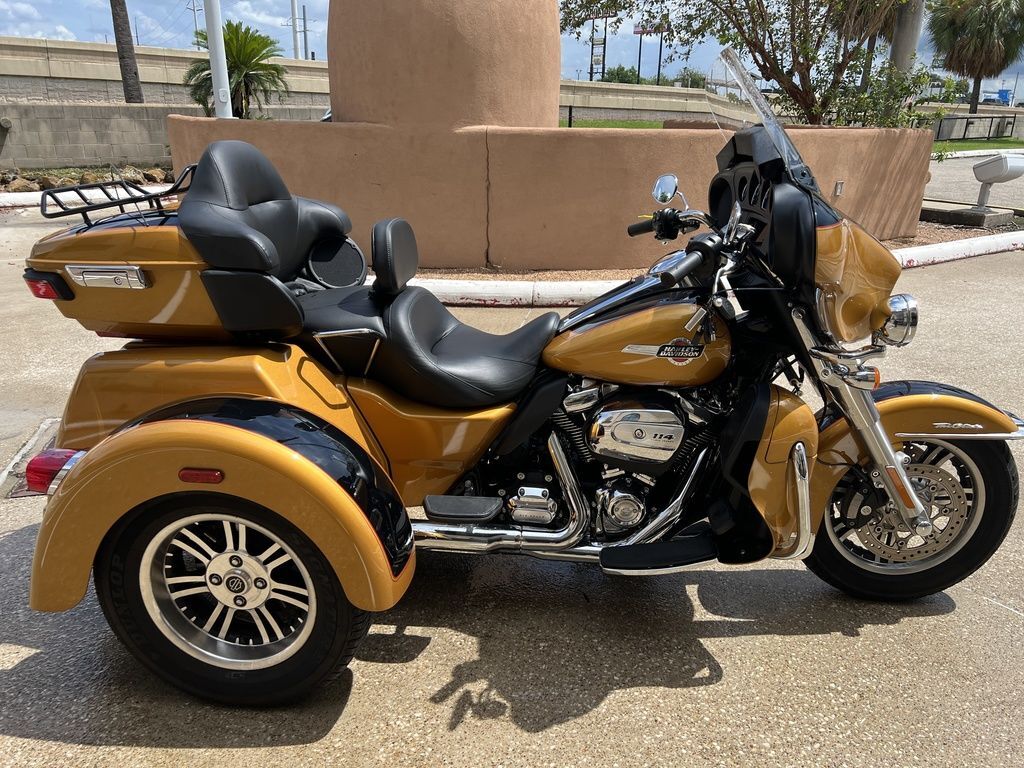 2023 Harley-Davidson® FLHTCUTG - Tri Glide® Ultra ULTRA CLASSIC in Beaumont, TX