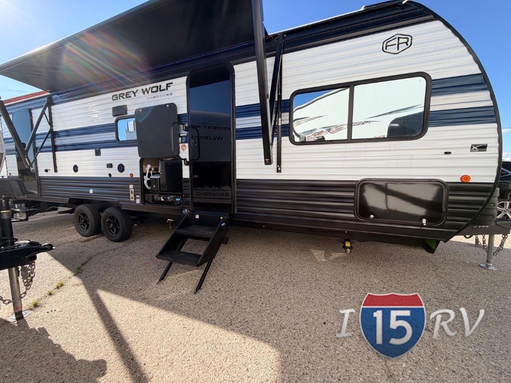 2027 Forest River Rv Cherokee Grey Wolf 26DBH in hesperia CA