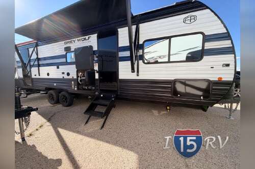 2027 Forest River Rv Cherokee Grey Wolf 26DBH in hesperia CA