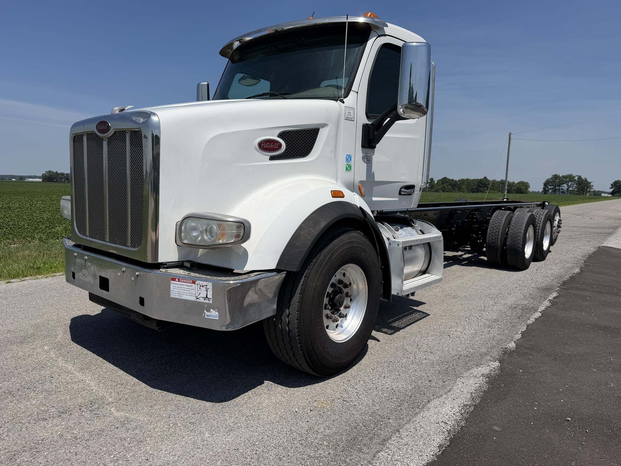 2018 PETERBILT 567 in Monroeville, IN