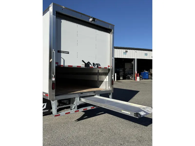 2026 ISUZU NPR HD