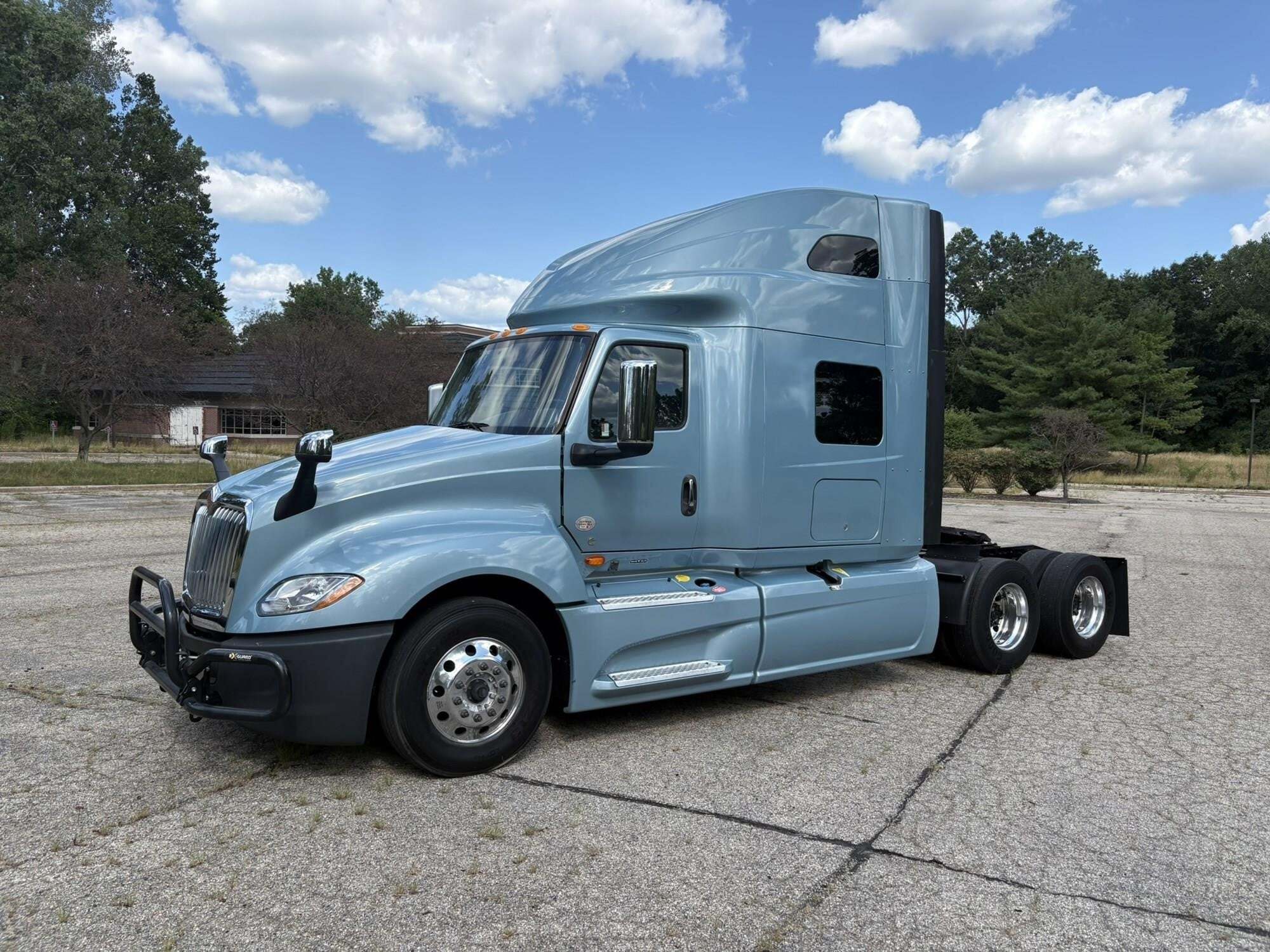 2022 INTERNATIONAL LT in Grand Rapids, MI