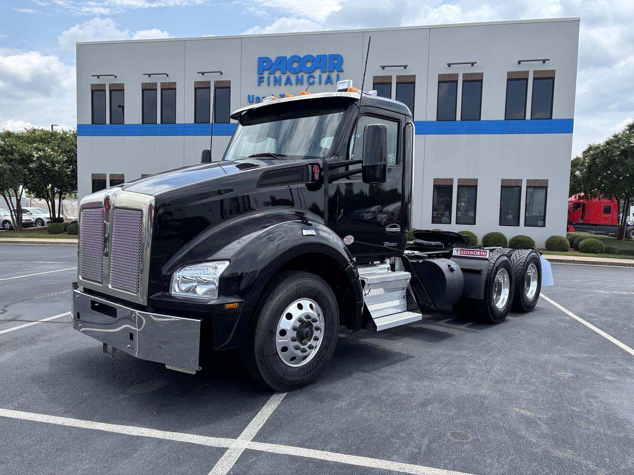 2024 KENWORTH T880 in Spartanburg, SC
