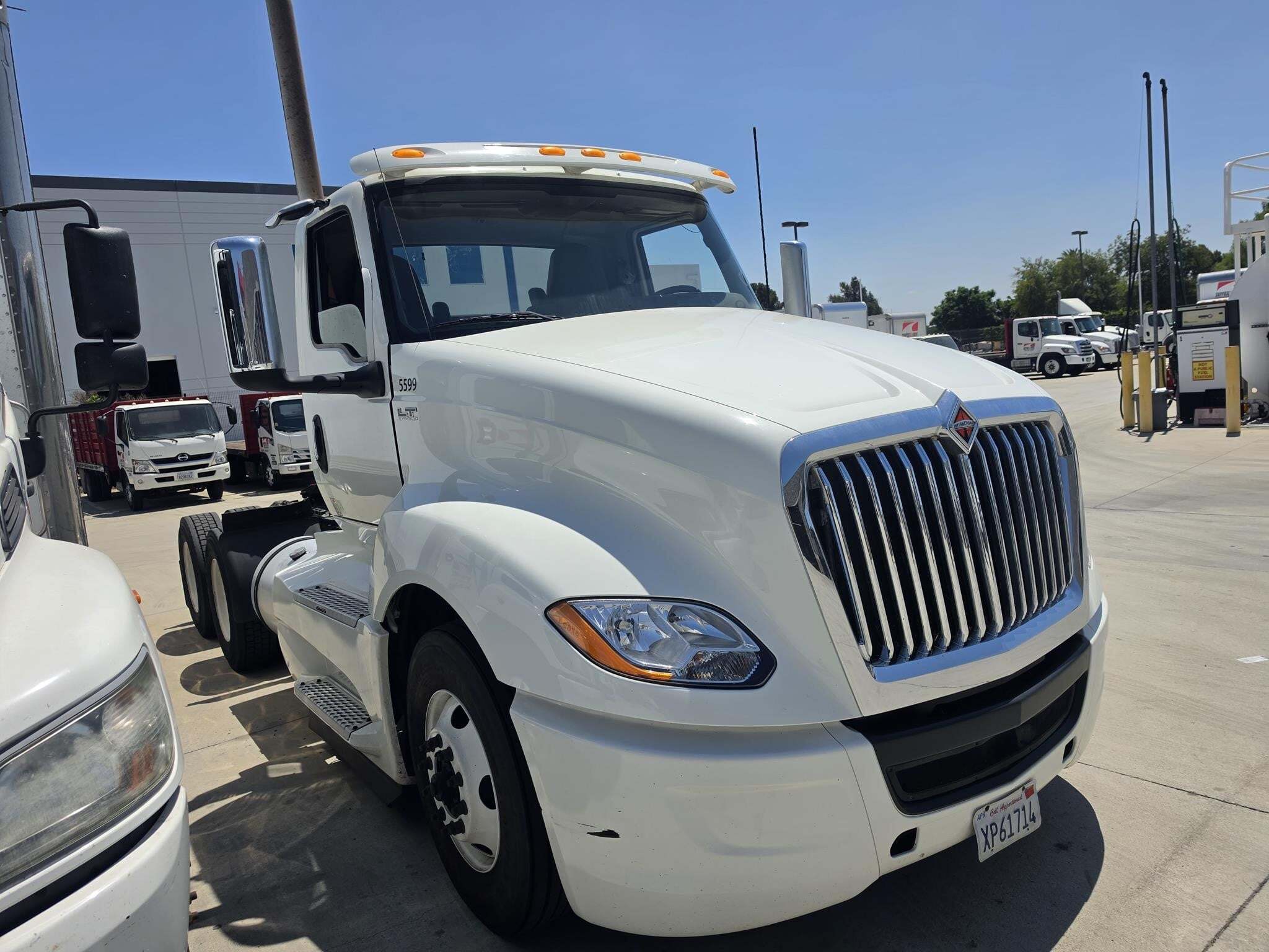 2020 INTERNATIONAL LT in Ontario, CA