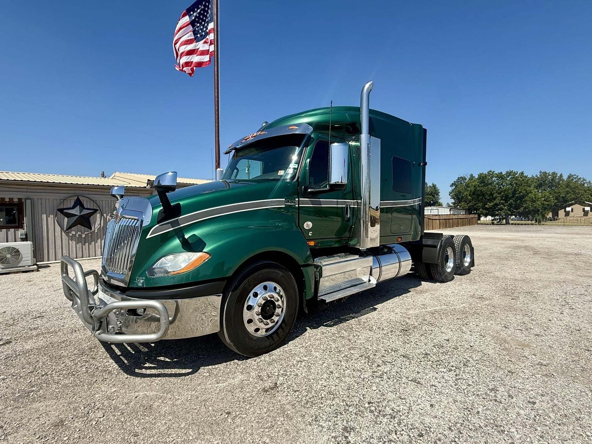 2020 INTERNATIONAL LT in Eastland, TX