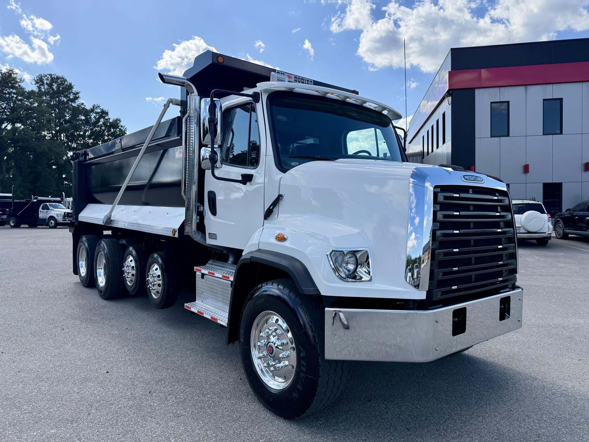 2023 FREIGHTLINER 108SD in Chatham, VA