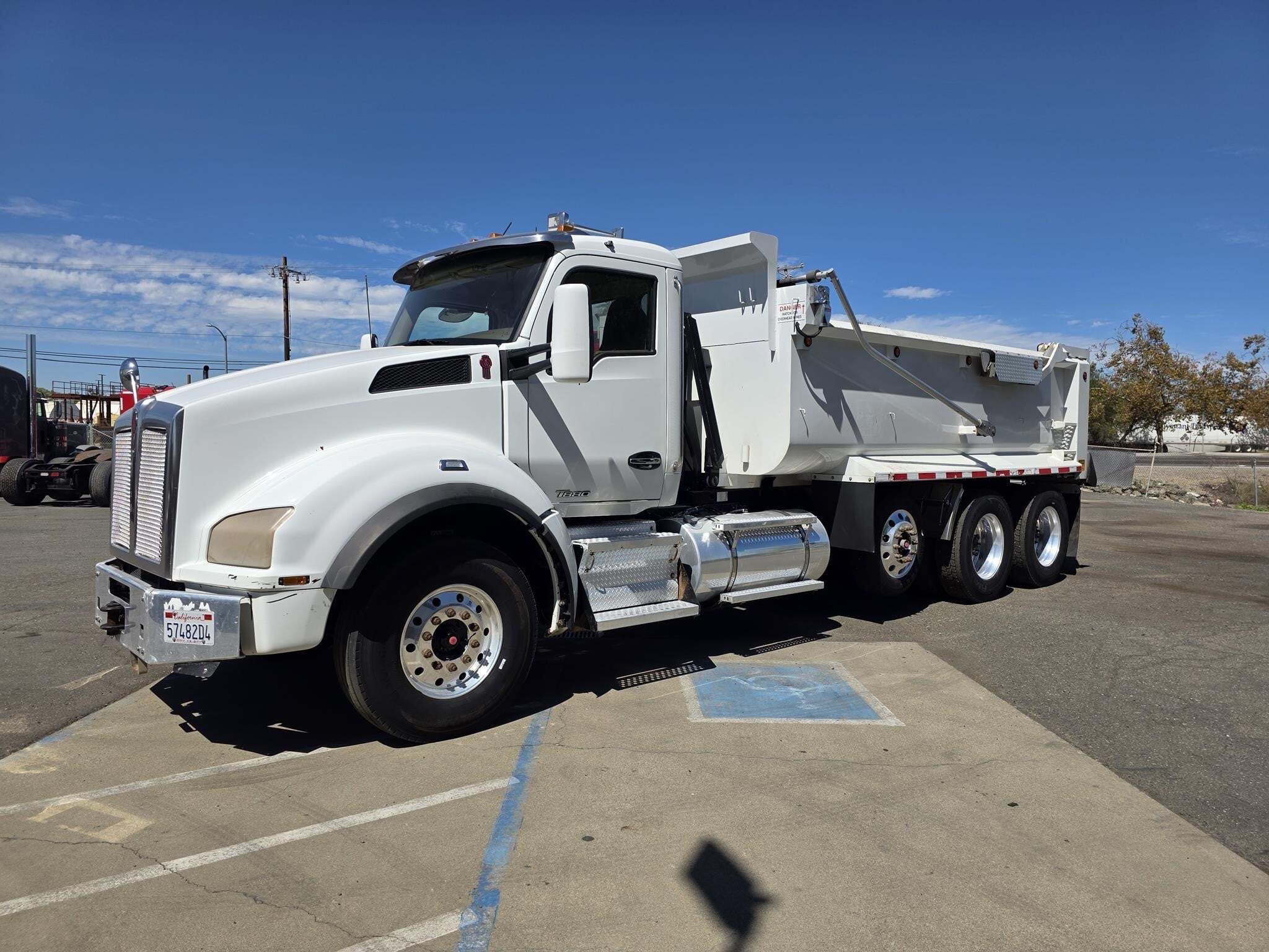 2018 KENWORTH T880 in West Sacramento, CA