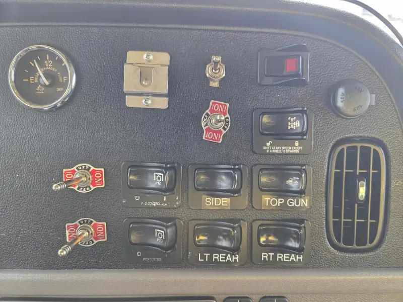 2021 PETERBILT 367