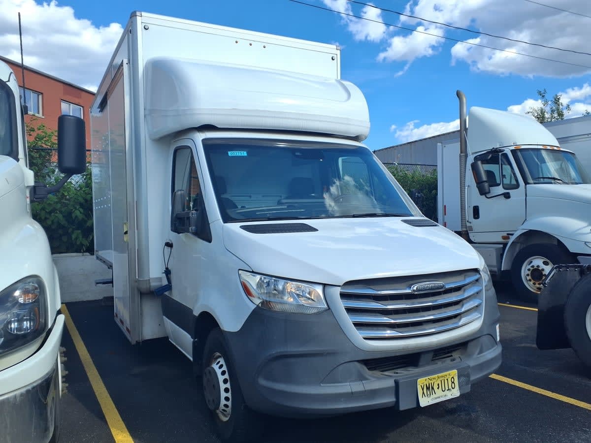 2021 FREIGHTLINER SPRINTER 3500 in Moonachie, NJ