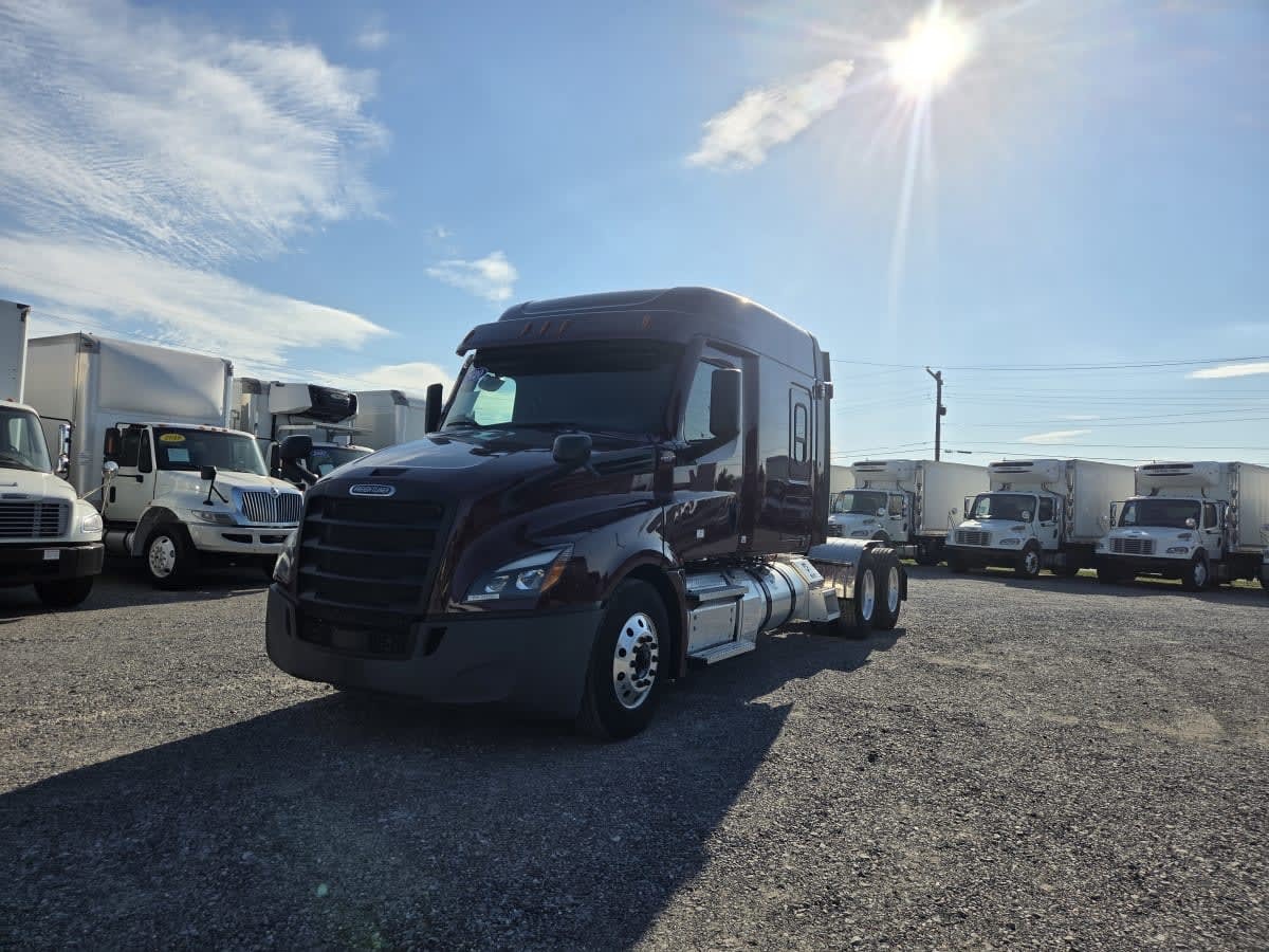 2020 FREIGHTLINER CASCADIA 126 in Saint Rose, LA