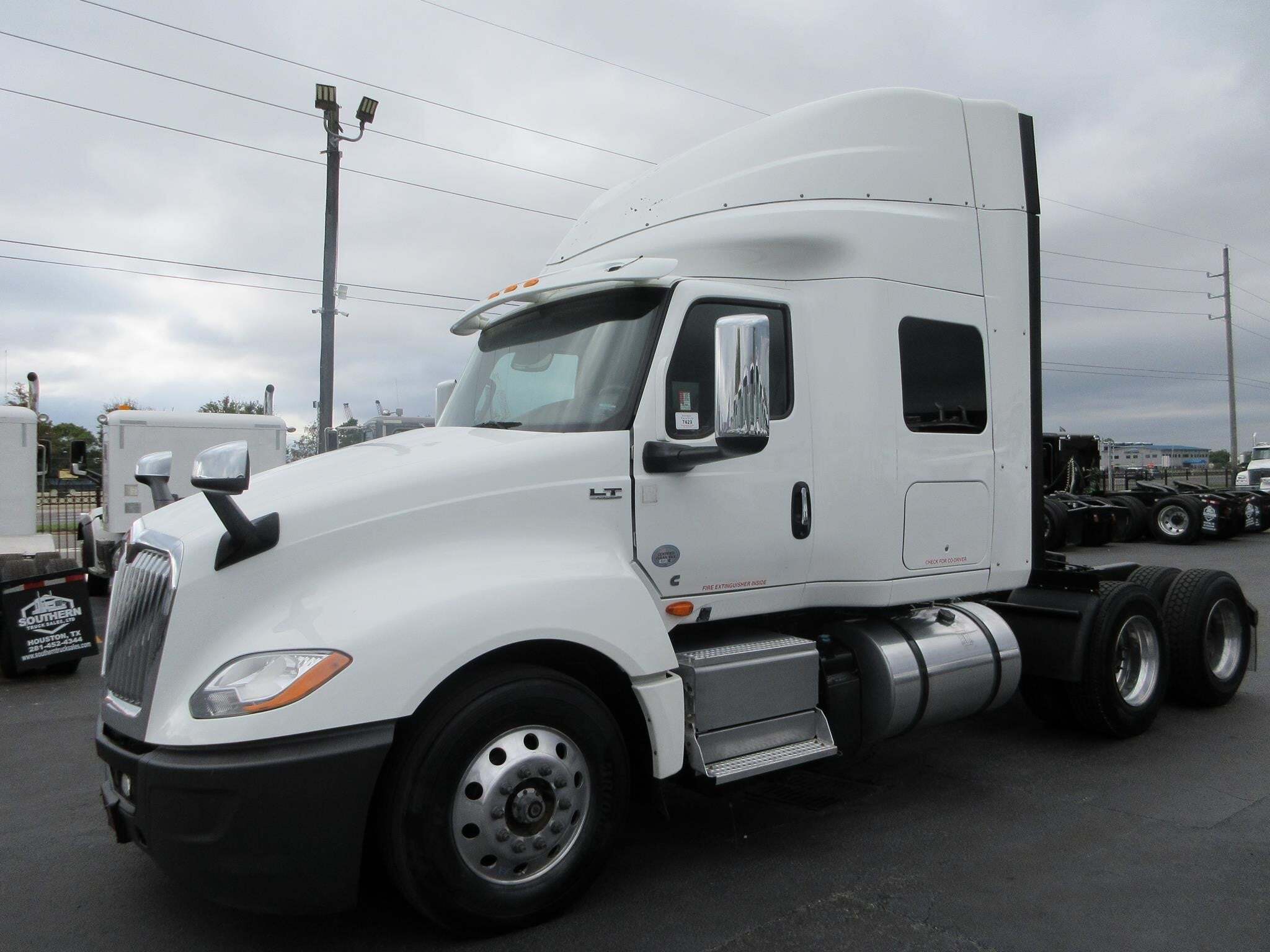 2020 INTERNATIONAL LT in Channelview, TX
