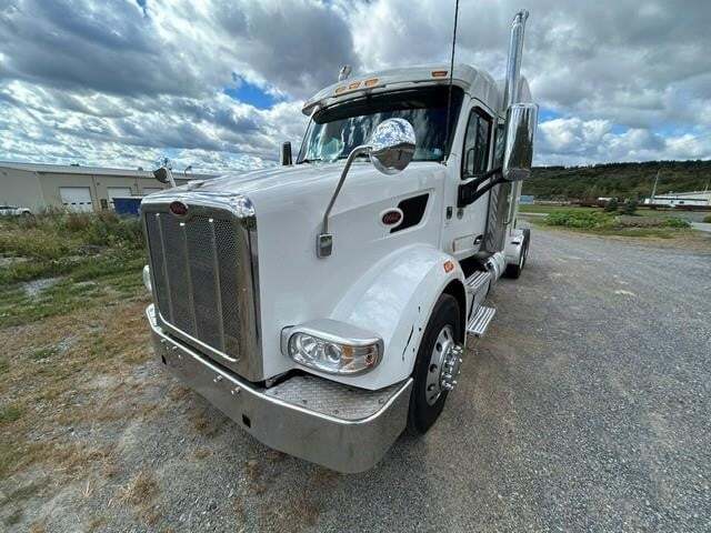 2022 PETERBILT 567 in Clearfield, PA