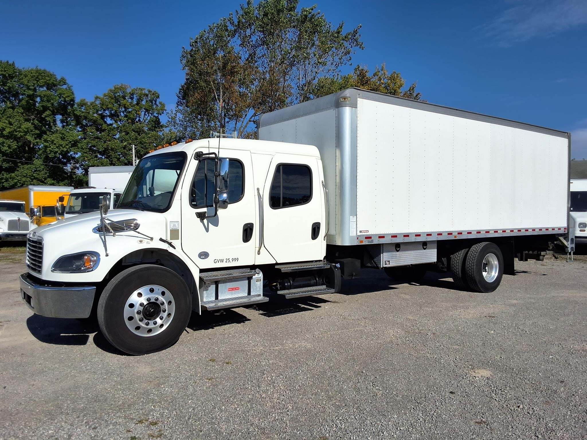 2021 FREIGHTLINER BUSINESS CLASS M2 106 in Fort Wayne, IN