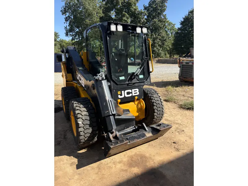 2023 JCB 270