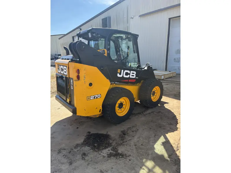 2023 JCB 270