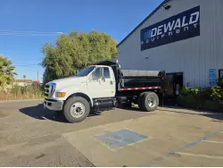 2012 FORD F750 XL SD