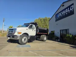 2012 FORD F750 XL SD