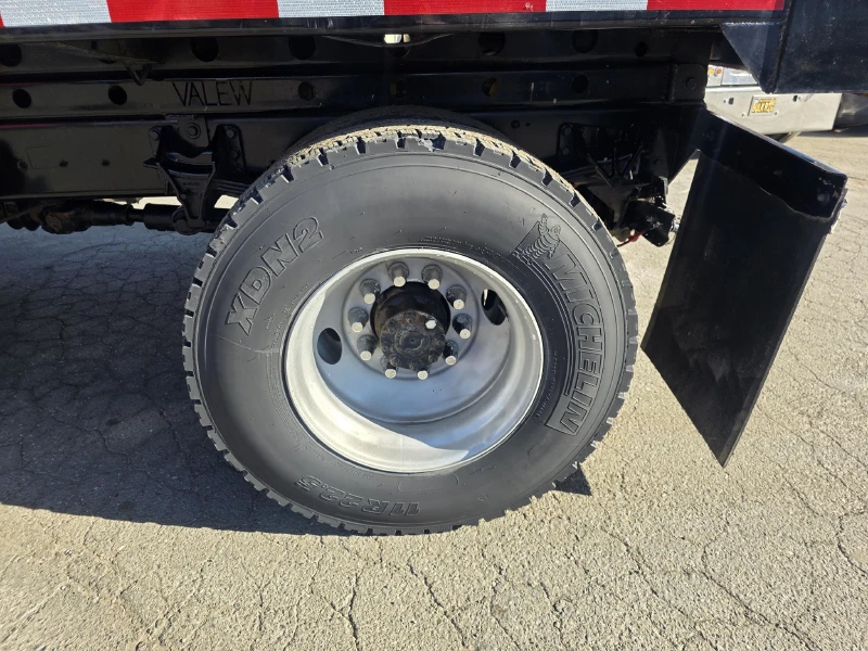 2012 FORD F750 XL SD