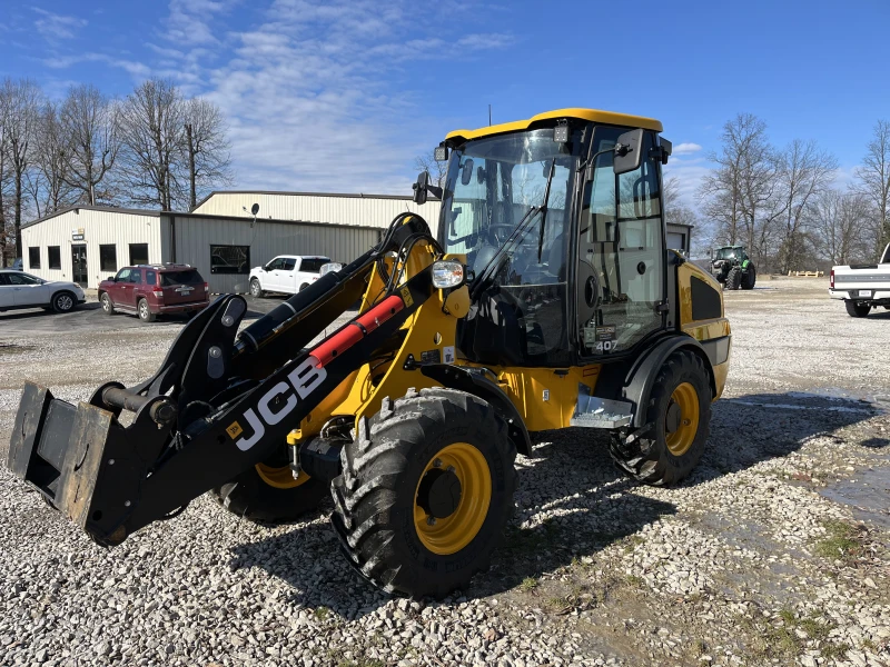 2024 JCB 407 Agri