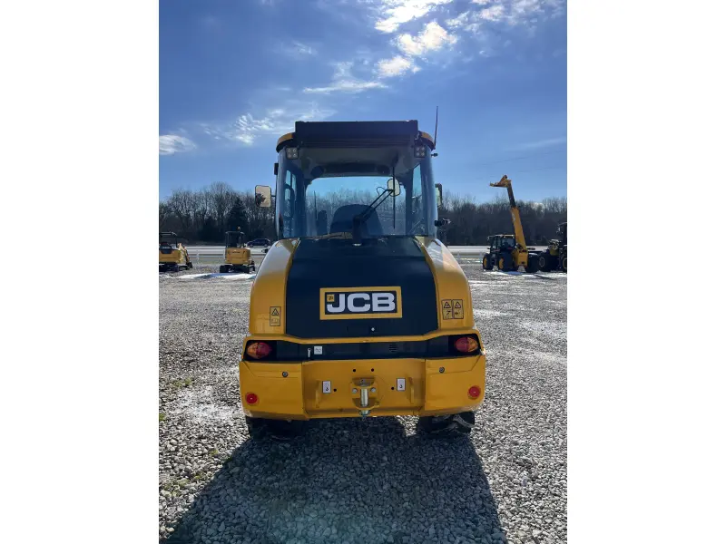 2024 JCB 407 Agri