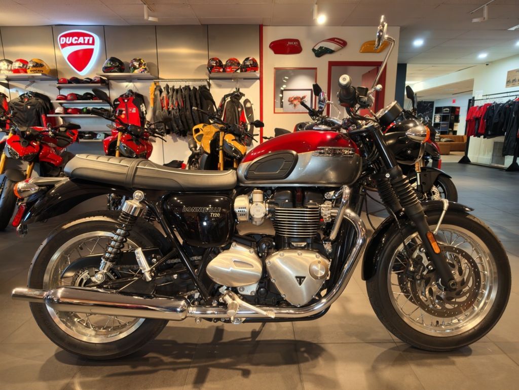 Used 2022 Triumph Bonneville T120 Cordovan Red/silver Ice Base For