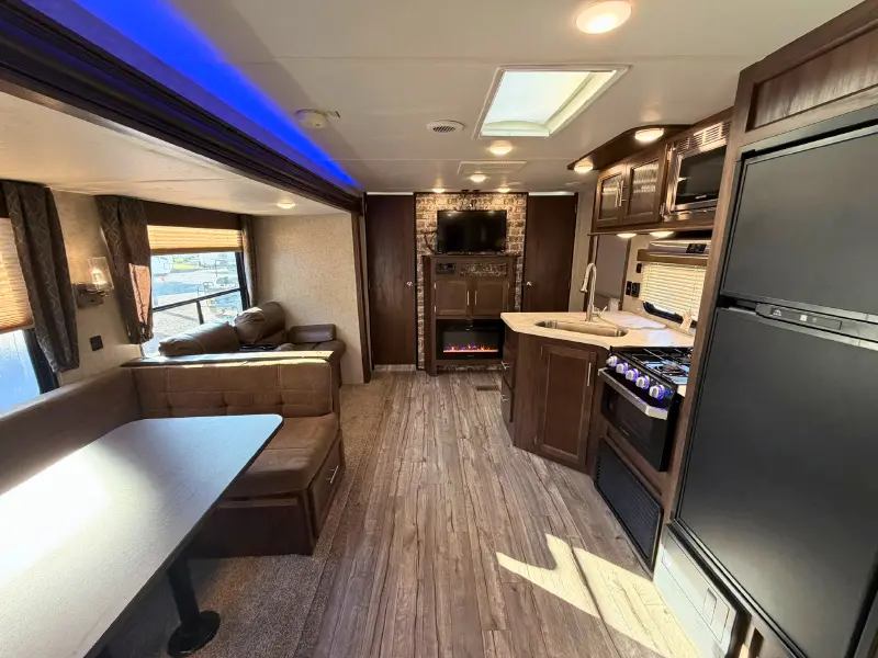 2018 Forest River Cherokee 274DBH