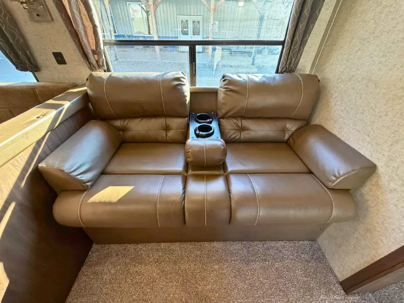2018 Forest River Cherokee 274DBH
