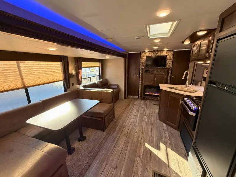 2018 Forest River Cherokee 274DBH