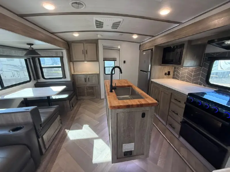 2022 FOREST RIVER SALEM HEMISPHERE 310BHI