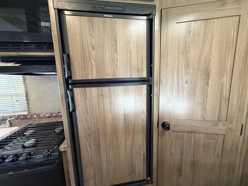 2016 MERCEDES-BENZ COACHMEN PRISM 2200LE
