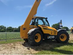2025 JCB 542-70 AGRI PLUS