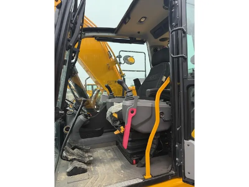 2022 JCB 131X LC