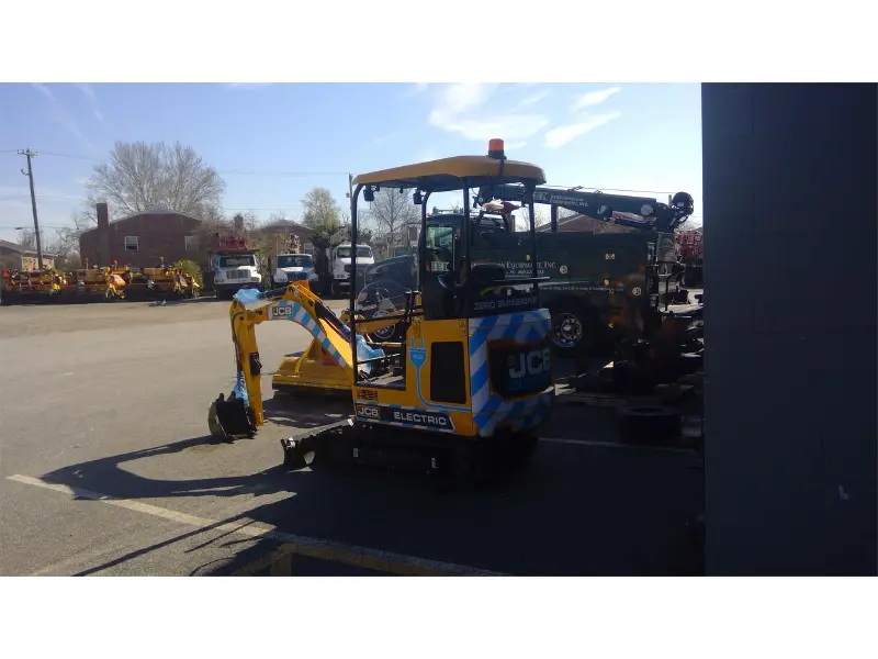 2022 JCB 19C-1E
