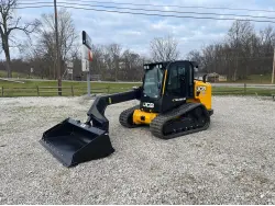 2025 JCB 3TS-8T
