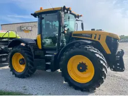 2019 JCB FASTRAC 4220