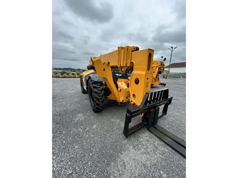 2024 JCB 510-56