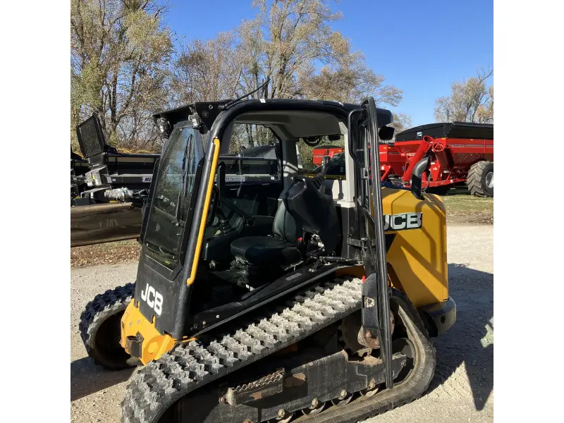 2021 JCB 3TS-8T