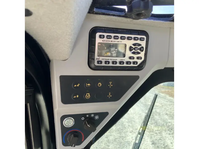 2021 JCB 3TS-8T