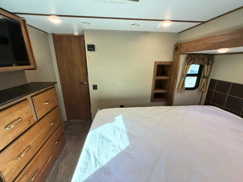 2018 Keystone Laredo 367BH