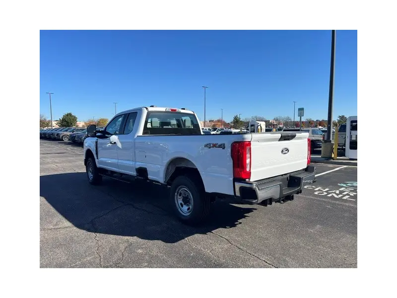 2027 FORD F250