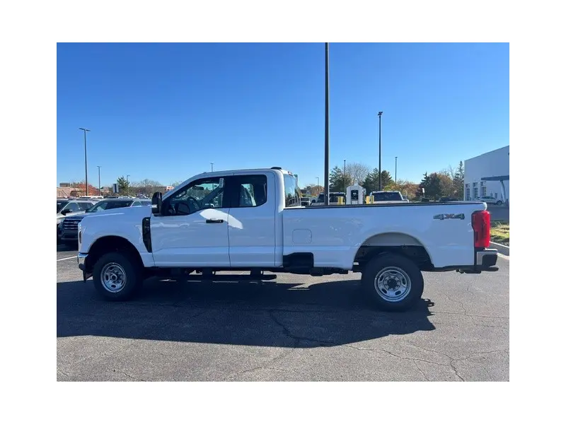 2027 FORD F250