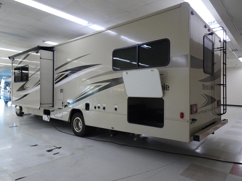 2025 WINNEBAGO MINNIE WINNIE 31H