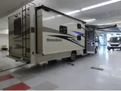 2025 WINNEBAGO MINNIE WINNIE 31H