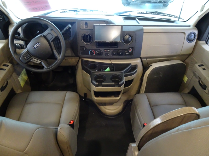 2025 WINNEBAGO MINNIE WINNIE 31H