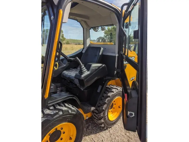 2025 JCB 215